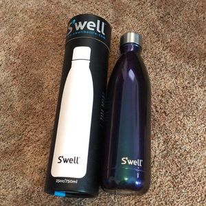 S’well 25 oz/750ml stainless steel water bottle